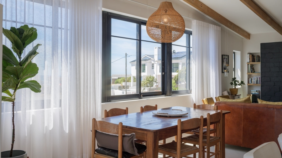 6 Bedroom Property for Sale in Agulhas Western Cape